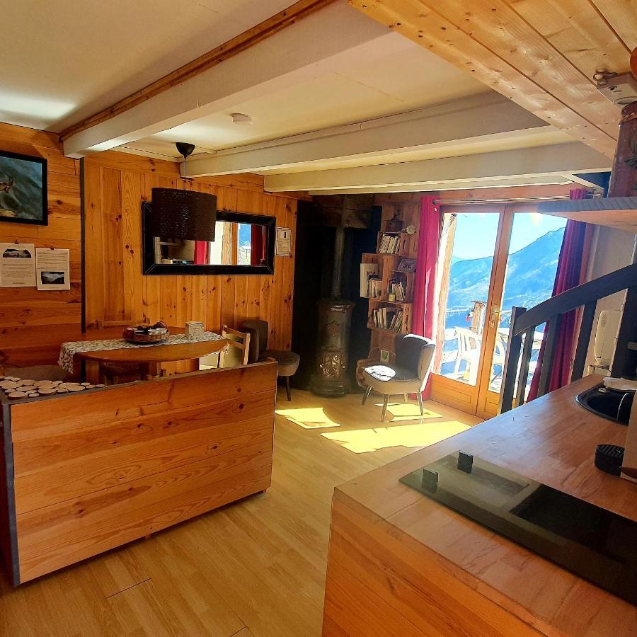 Chalet Les 3 Flocons Roure Exterior photo